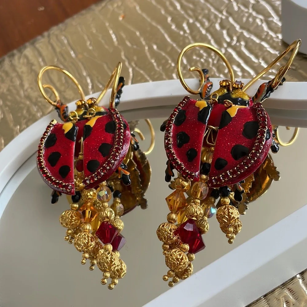 🐞HP🐞Lunch At The Ritz “CUTE AS A BUG”Ladybug HUGE Clip On Earrings - Picture 4 of 10